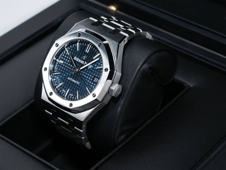 オーデマピゲ ロイヤルオーク Ref.15450ST.OO.1256ST.03 ステンレススチール ブルー文字盤 美中古 32t6bw3c