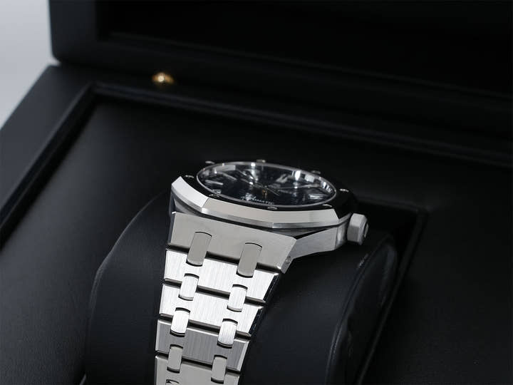 オーデマピゲ ロイヤルオーク Ref.15450ST.OO.1256ST.03 ステンレススチール ブルー文字盤 美中古 32t6bw3c