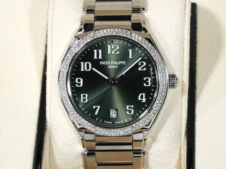 パテックフィリップ Twenty-4 Ref.7300/1200A-011 ステンレススチール オリーブグリーン ソレイユ文字盤 美品 osi6wzqf