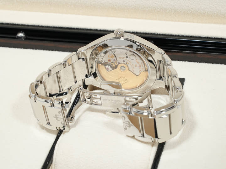 パテックフィリップ Twenty-4 Ref.7300/1200A-011 ステンレススチール オリーブグリーン ソレイユ文字盤 美品 osi6wzqf