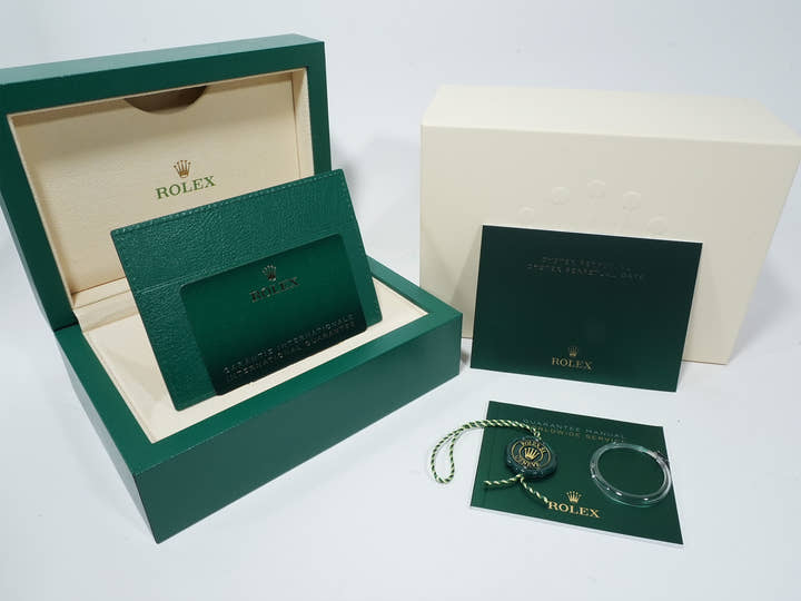 ロレックス オイスターパーペチュアル36 Ref.126000 ステンレススチール ターコイズ文字盤 未使用 zegqg8e6