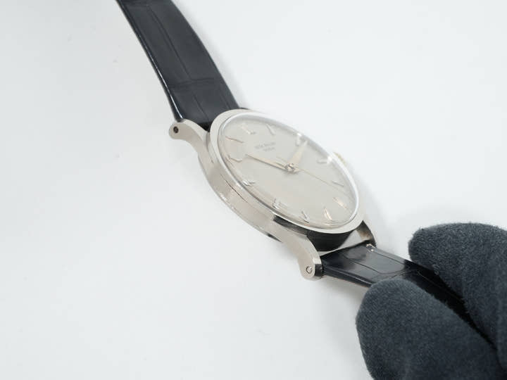 パテックフィリップ カラトラバ Ref.570 ホワイトゴールド シルバー文字盤 中古 e3bqmtw6