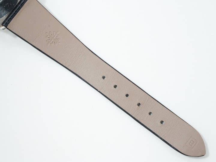 パテックフィリップ カラトラバ Ref.570 ホワイトゴールド シルバー文字盤 中古 e3bqmtw6