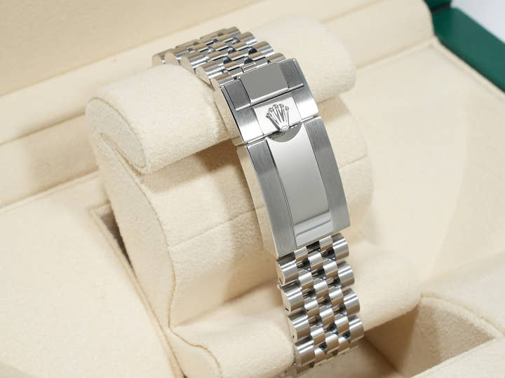 Rolex GMT-Master II Ref. 126710BLNR Stainless Steel Black Dial Jubilee Bracelet Excellent Condition m44d28bh