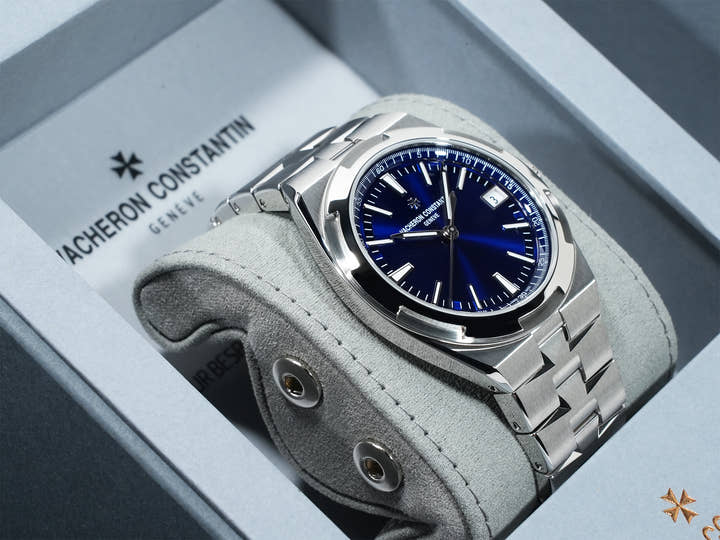 Vacheron Constantin Overseas Automatic Ref. 4520V/210A-B128 Stainless Steel Blue Dial Unused fgait6mf