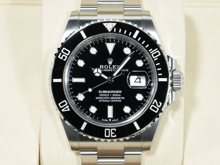 Rolex Submariner Date Ref. 126610LN Stainless Steel Black Dial Unused nrttq2we