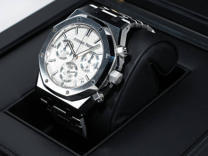 Audemars Piguet Royal Oak Chronograph 50th Anniversary Ref. 26240ST.OO.1320ST.03 Stainless Steel Silver Dial Excellent Condition khidbyrv