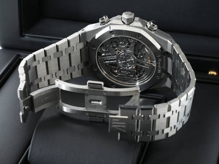 Audemars Piguet Royal Oak Chronograph 50th Anniversary Ref. 26240ST.OO.1320ST.03 Stainless Steel Silver Dial Excellent Condition khidbyrv