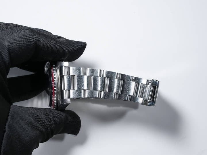 Pre-owned Rolex GMT-Master Ref. 16750 Stainless Steel with Black Dial and Oyster Bracelet (fvn4itmv)