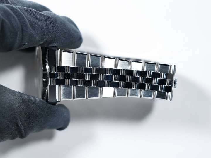 Rolex Land-Dweller Ref. 127334 Stainless Steel/White Gold White Dial Jubilee Bracelet Excellent Condition t32an4ah