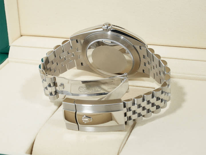 Pre-owned Rolex Datejust 41 Ref. 126334 Stainless Steel/White Gold Bright Blue Dial Jubilee Bracelet jjf2e2hy