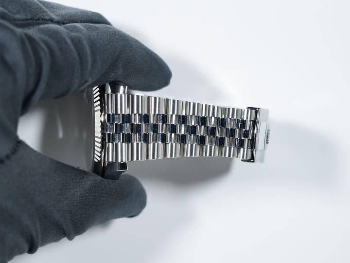 Pre-owned Rolex Datejust 41 Ref. 126334 Stainless Steel/White Gold Bright Blue Dial Jubilee Bracelet jjf2e2hy