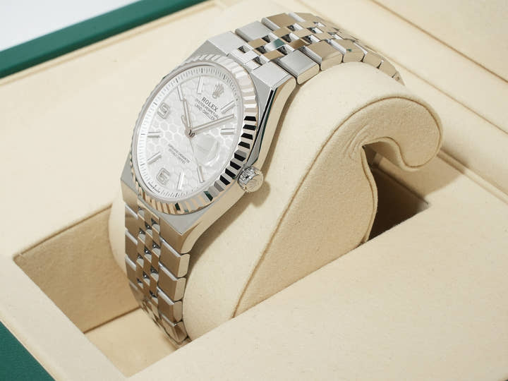 Rolex Land-Dweller Ref. 127234 Stainless Steel/White Gold White Dial Jubilee Bracelet Unused p2jy3zxs