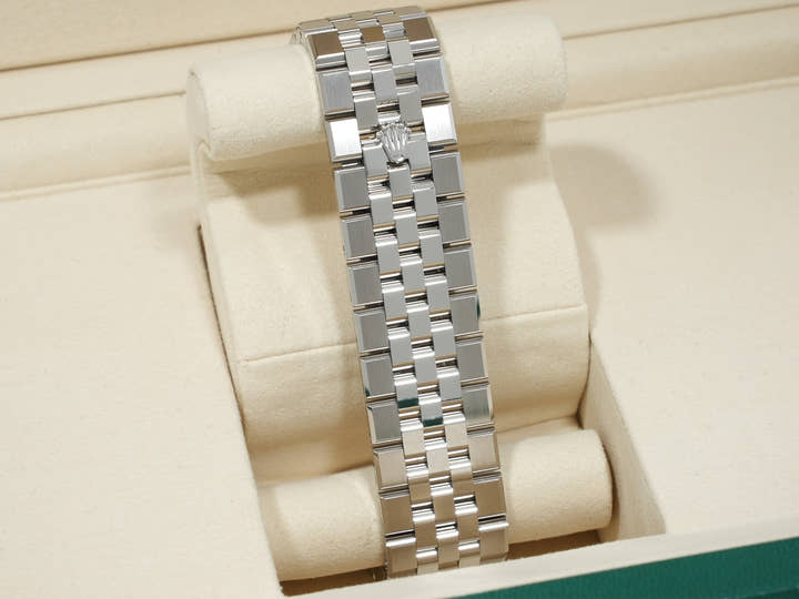 Rolex Land-Dweller Ref. 127234 Stainless Steel/White Gold White Dial Jubilee Bracelet Unused p2jy3zxs