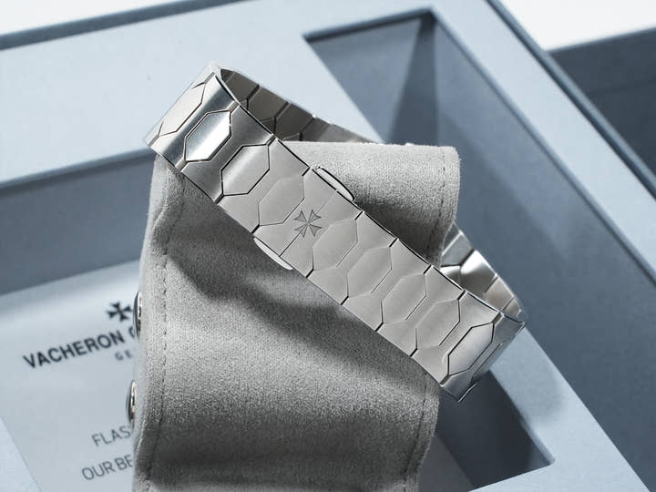 Vacheron Constantin Historiques 222 Ref. 4200H/222A-B934 Stainless Steel Blue Dial Excellent Condition uzgie8gi