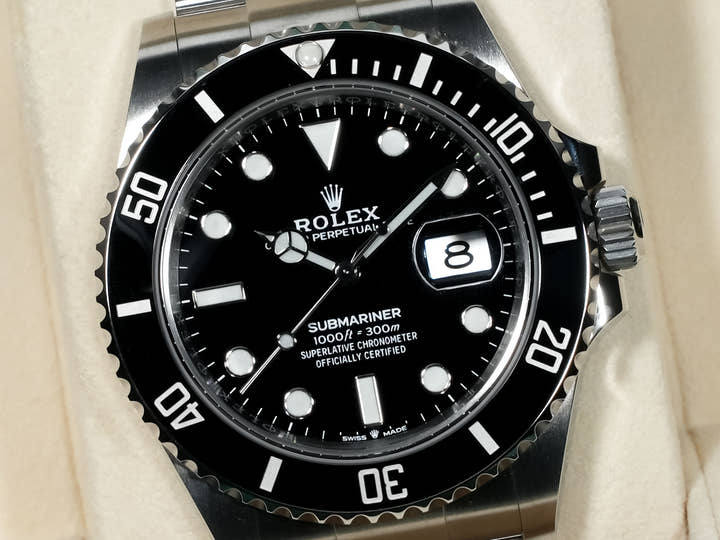 Rolex Submariner Date Ref. 126610LN Stainless Steel Black Dial Excellent Condition pzayz8ud