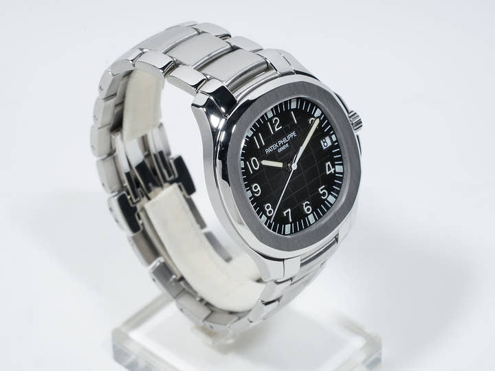 パテックフィリップ アクアノート エクストララージ Ref.5167/1A-001 ステンレススチール ブラック文字盤 中古 8wzg8d5d