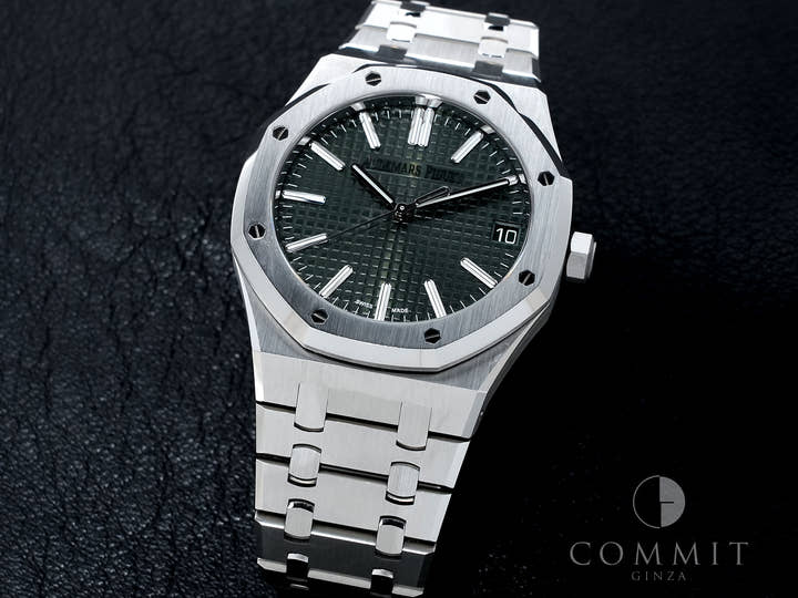 Audemars Piguet Royal Oak Ref. 15510ST.OO.1320ST.09 Stainless Steel Khaki Green Dial Pre-owned o2z7vqrb