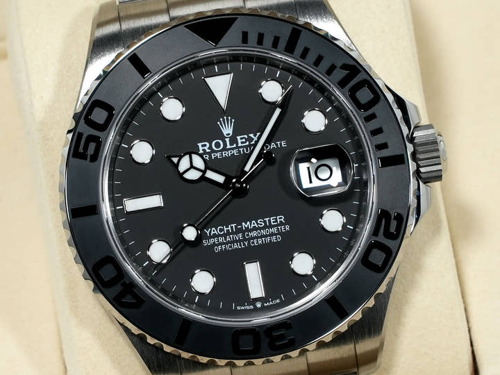 Rolex Yacht-Master 42 Ref. 226627 RLX Titanium Black Dial Unused np3zgiz2