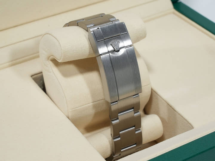 Rolex Yacht-Master 42 Ref. 226627 RLX Titanium Black Dial Unused np3zgiz2