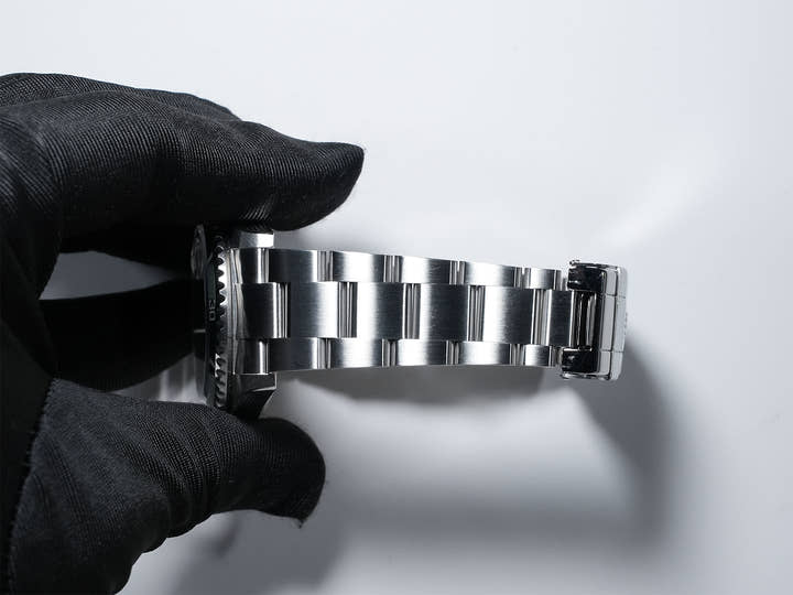 Rolex Submariner Date Ref. 16610LV Stainless Steel Black Dial Excellent Condition wja4b3mc