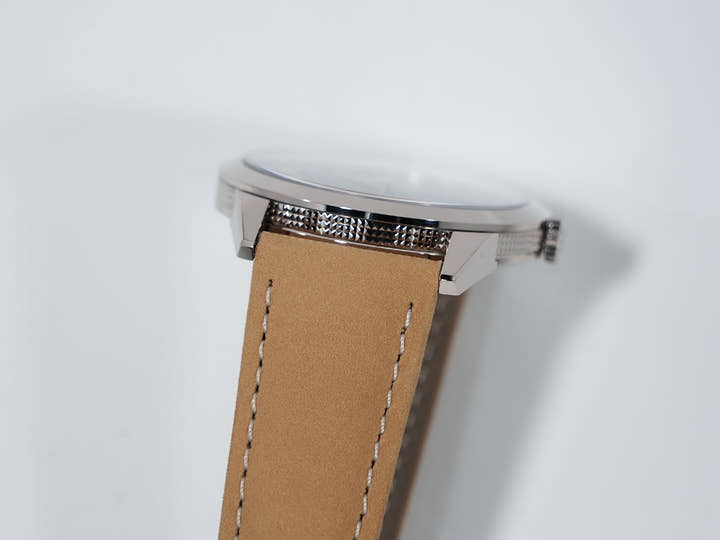 Patek Philippe Calatrava Ref. 5226G-001 in white gold with a black gradient textured lacquer and anthracite dial in excellent condition (nsa8mg66)