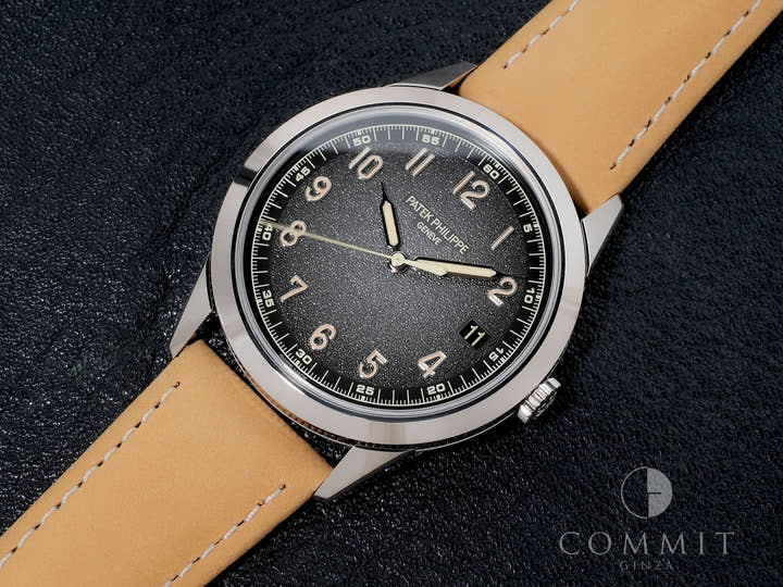 Patek Philippe Calatrava Ref. 5226G-001 in white gold with a black gradient textured lacquer and anthracite dial in excellent condition (nsa8mg66)