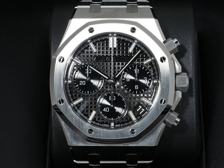 オーデマピゲ ロイヤルオーク クロノグラフ 50周年記念 Ref.26240ST.OO.1320ST.02 ステンレススチール ブラック文字盤 中古 2ckpf4s9