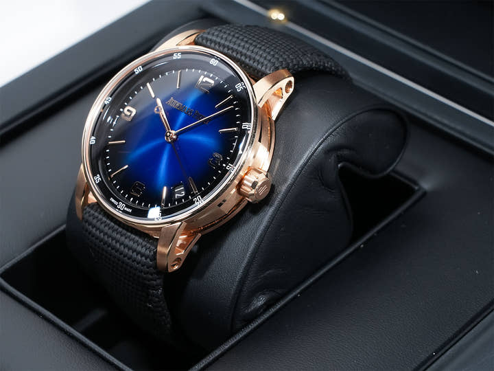 Audemars Piguet CODE 11.59 by Audemars Piguet Ref. 15210OR.OO.A028CR.01 Pink Gold Smoke Blue Lacquer Dial Pre-owned 3k2ytgcz