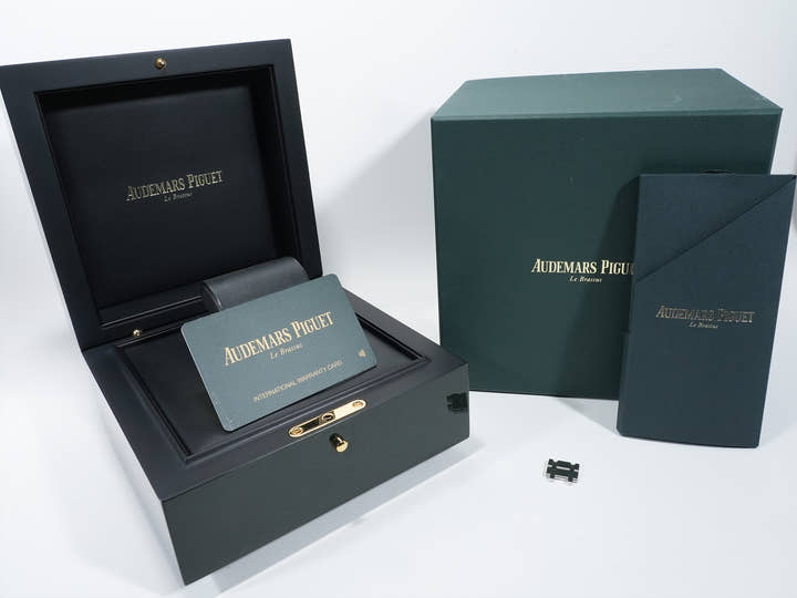 オーデマピゲ ロイヤルオーク エクストラ シン Ref.15202ST.OO.1240ST.01.A ステンレススチール ブルー文字盤 美中古 ajte37rn