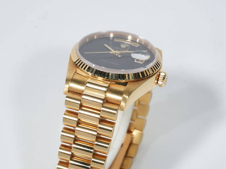ロレックス デイデイト36 Ref.18038 イエローゴールド オニキス文字盤 中古 fw4muuk5