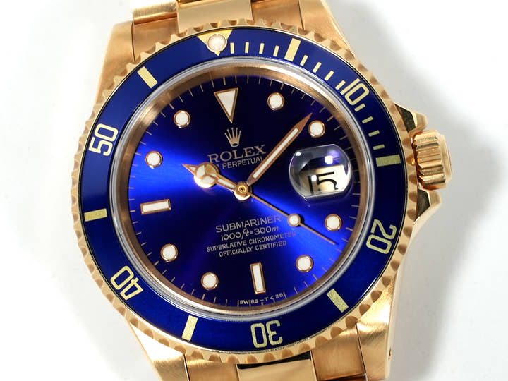Pre-owned Rolex Submariner Date Ref. 16618 in Yellow Gold with Blue Dial (ybhedk48)