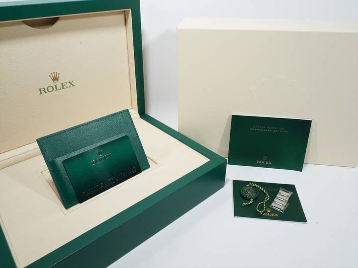 ロレックス デイトナ Ref.126506A プラチナ アイスブルーx11Pダイヤ文字盤 未使用 h9u9gpqk