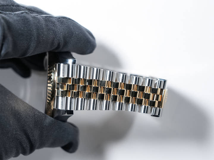 ロレックス スカイドゥエラー Ref.326933 ステンレススチール/イエローゴールド ブラック文字盤 ジュビリーブレスレット 美品 h3r2br8t