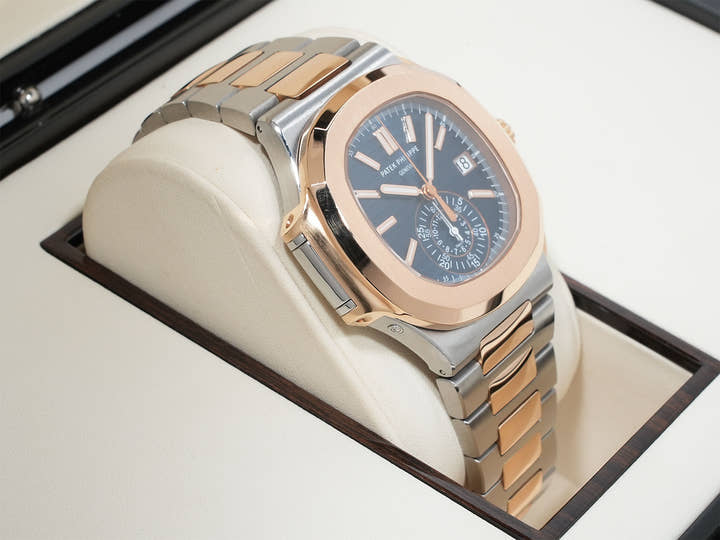 パテックフィリップ ノーチラス クロノグラフ Ref.5980/1AR-001 ステンレススチール/ローズゴールド ブルー文字盤 中古 jykint46