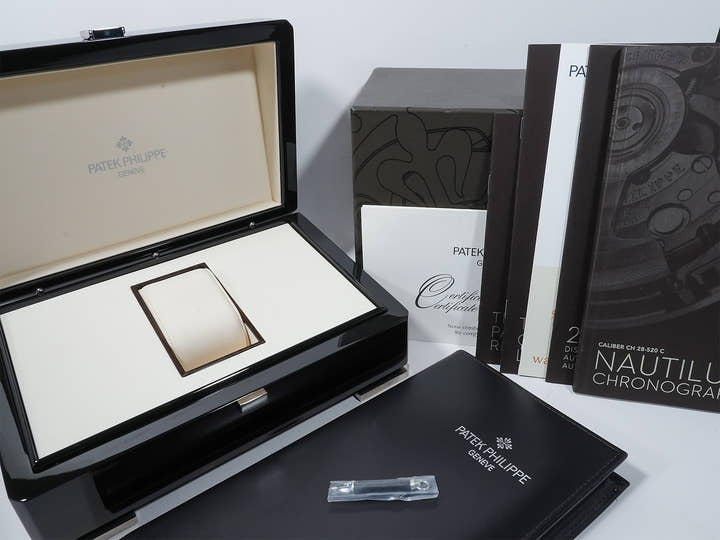 パテックフィリップ ノーチラス クロノグラフ Ref.5980/1AR-001 ステンレススチール/ローズゴールド ブルー文字盤 中古 jykint46