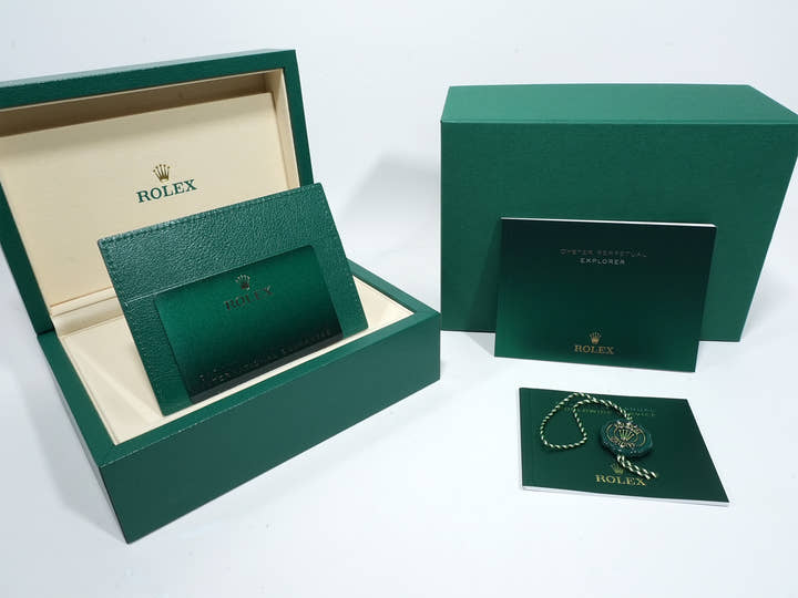 ロレックス エクスプローラー36 Ref.124270 ステンレススチール ブラック文字盤 オイスターブレスレット 未使用 2bjrby5d