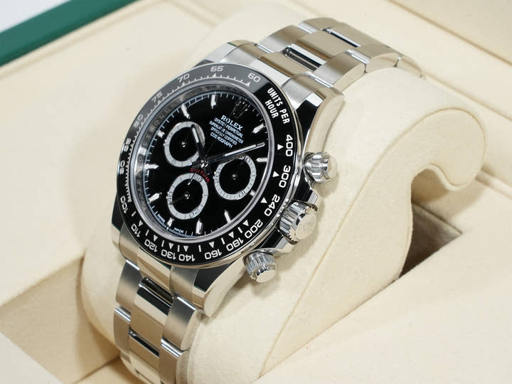 ロレックス デイトナ Ref.126500LN ステンレススチール ブラック文字盤 未使用 edu9gkh2