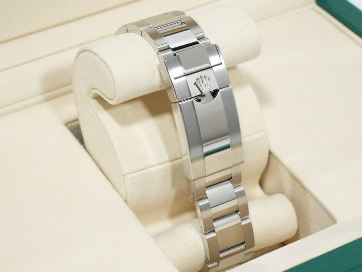 ロレックス デイトナ Ref.126500LN ステンレススチール ブラック文字盤 未使用 edu9gkh2