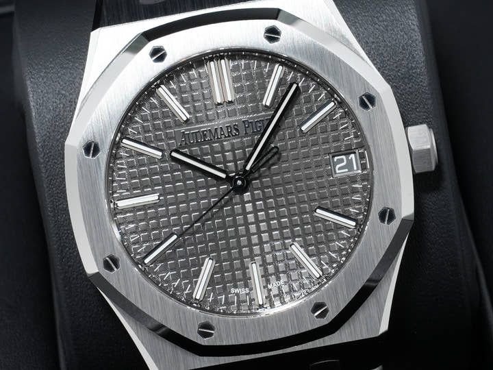 Audemars Piguet Royal Oak 50th Anniversary Ref. 15510ST.OO.1320ST.05 Stainless Steel Gray Dial Unused zu5uqm8b
