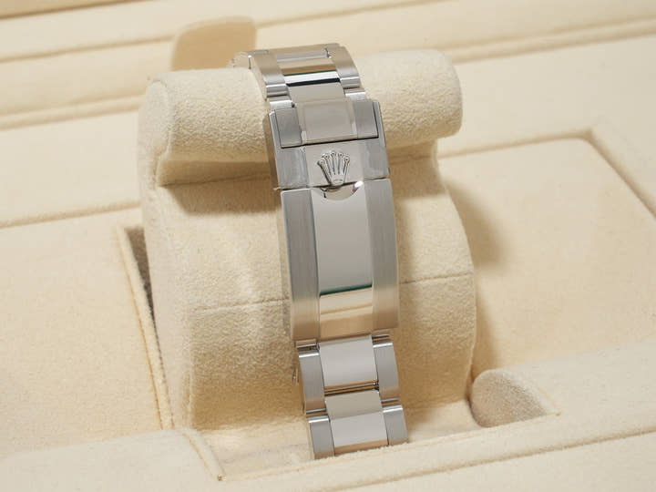 ロレックス デイトナ Ref.126506A プラチナ アイスブルーx11Pダイヤ文字盤 未使用 s4amieby