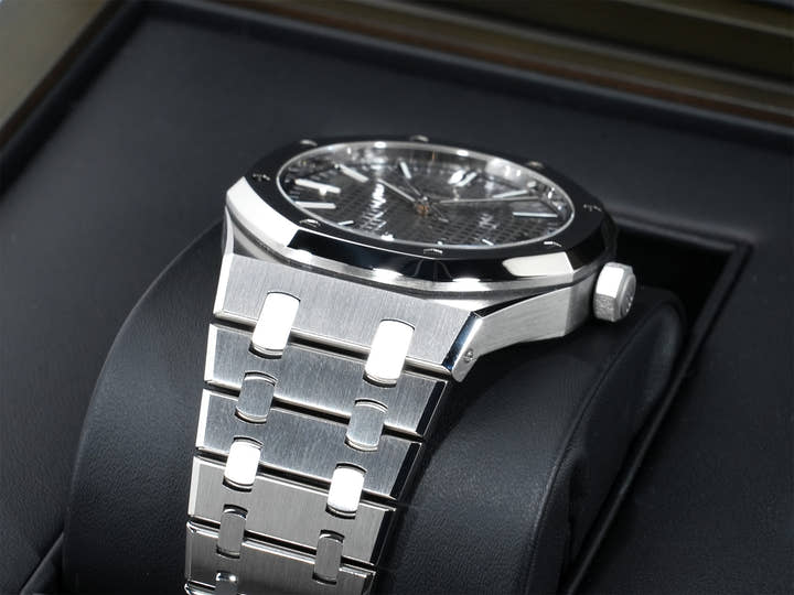 オーデマピゲ ロイヤルオーク Ref.15510ST.OO.1320ST.10 ステンレススチール グレー文字盤 美品 k39ac5z5