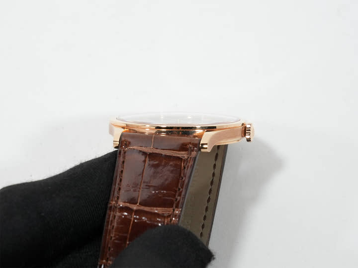 パテックフィリップ カラトラバ Ref.5196R-001 ローズゴールド シルバー文字盤 中古 s4gb8xg2