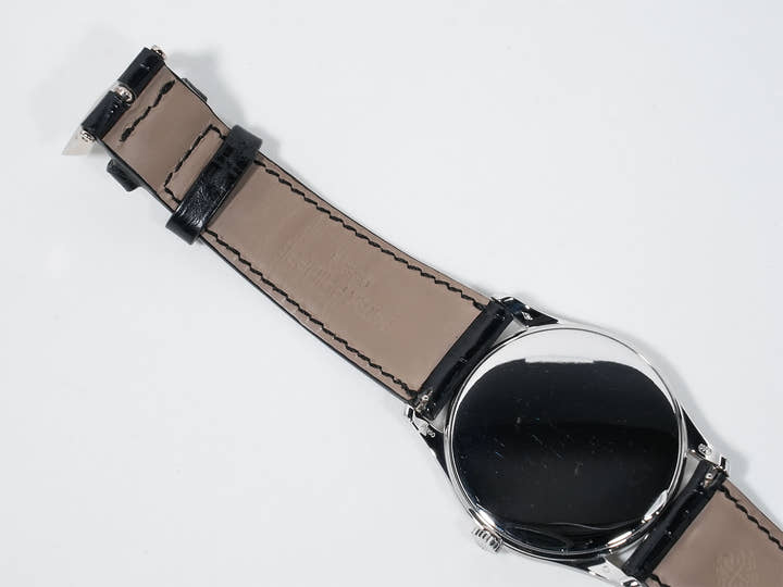 Patek Philippe Calatrava Ref. 5196P-001 Platinum Silver Dial Pre-owned c9wuitj7