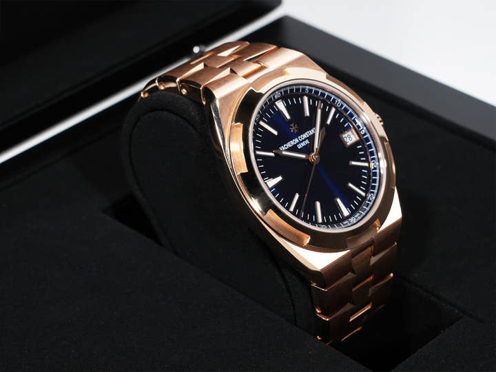 Vacheron Constantin Overseas Automatic Ref. 4520V/210R-B705 Pink Gold Blue Dial Excellent Condition 33z3adfr