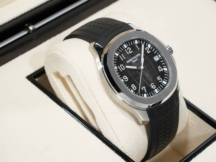 Patek Philippe Aquanaut Ref. 5167A-001 Stainless Steel Black Dial Excellent Condition vtzgh4uv