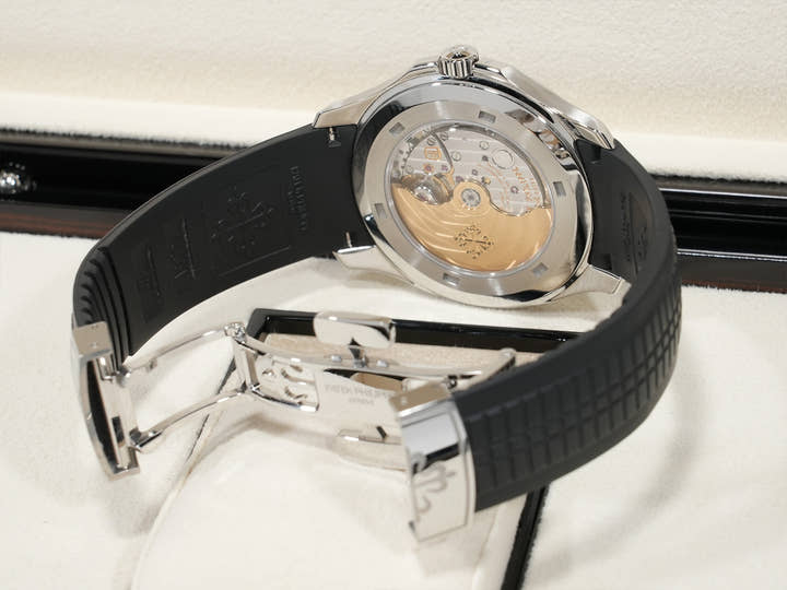 Patek Philippe Aquanaut Ref. 5167A-001 Stainless Steel Black Dial Excellent Condition vtzgh4uv