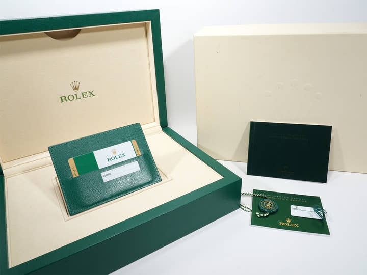 ロレックス デイトナ Ref.116506A プラチナ アイスブルー文字盤 中古 ie6ute26