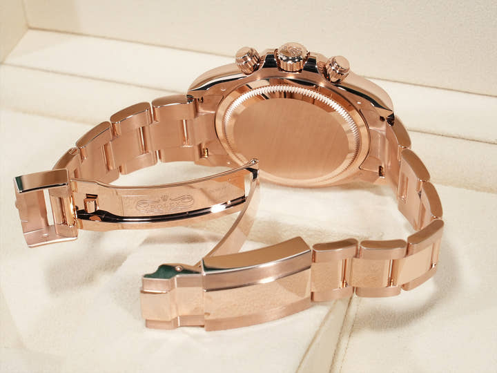 ロレックス デイトナ Ref.126505 エバーローズゴールド サンダストxブライトブラック文字盤 未使用 h838wcqk