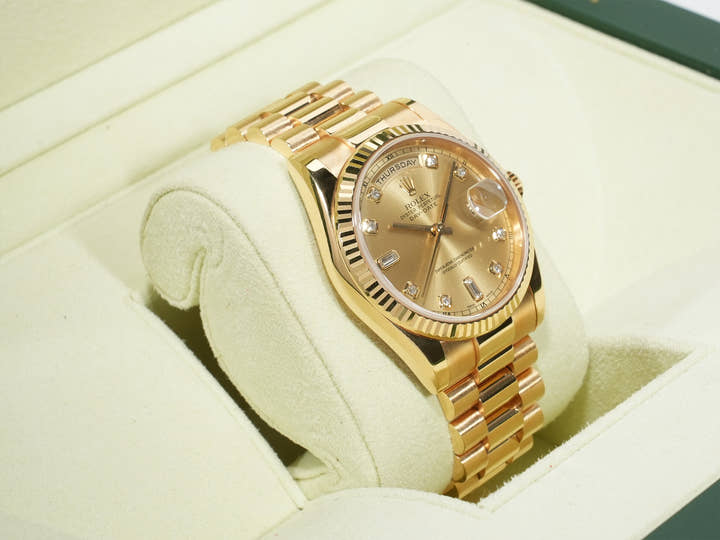 Rolex Day-Date 36 Ref. 118238A Yellow Gold Champagne Dial Pre-owned bjpet7xa